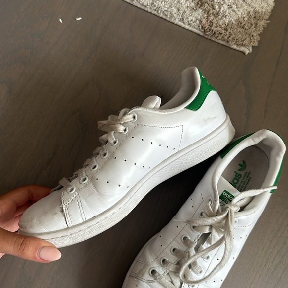 Adidas Stan Smith White Sneakers - Picture 2 of 4